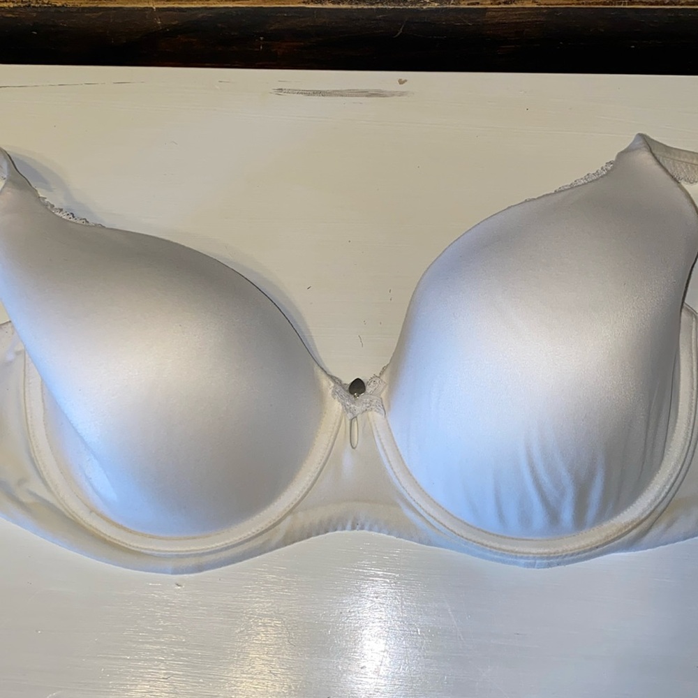 White 36DD Body by Victoria Lined Demi bra